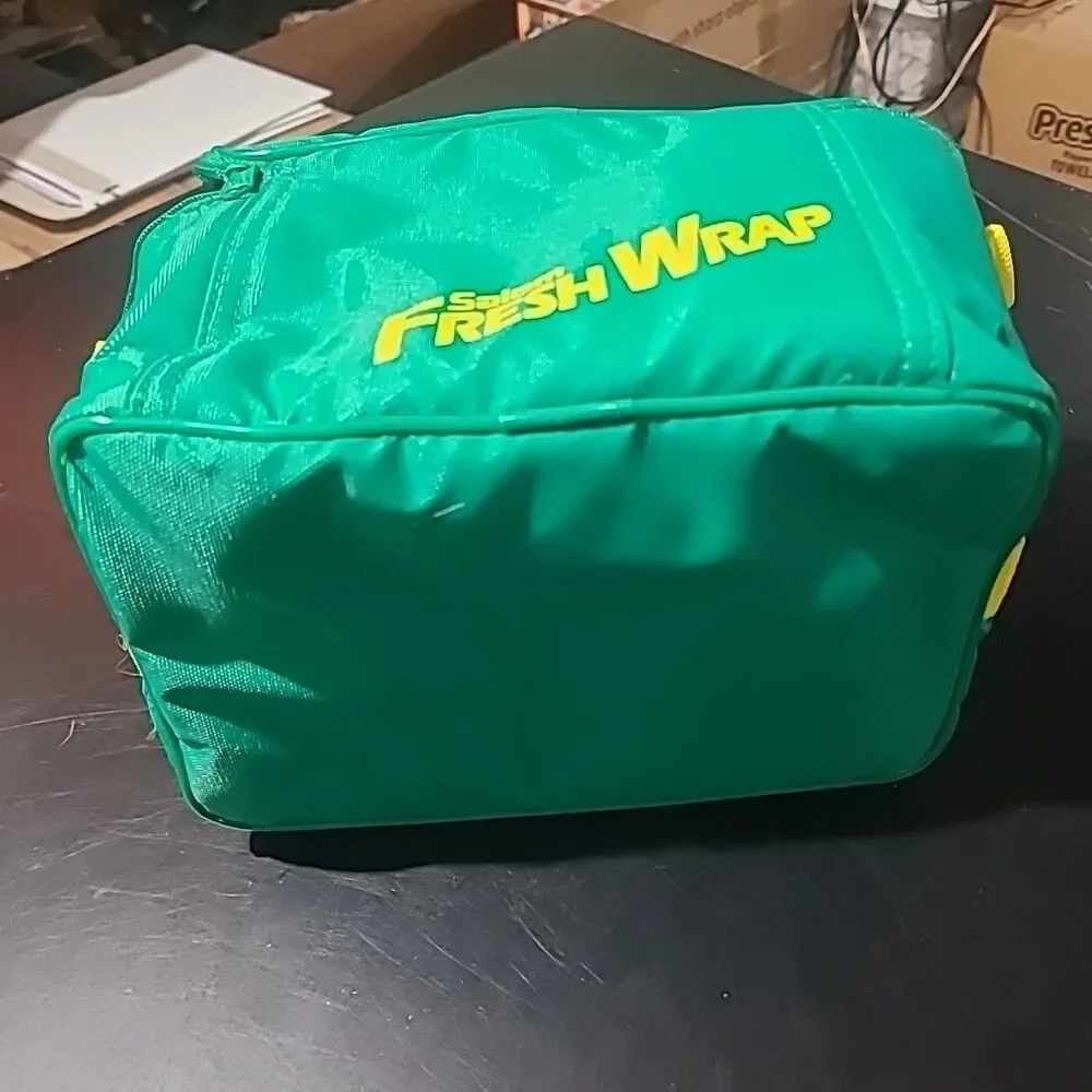 Vintage Salem cigarettes - Fresh Wrap - Escape to the Fresh Side lunch bag NOS